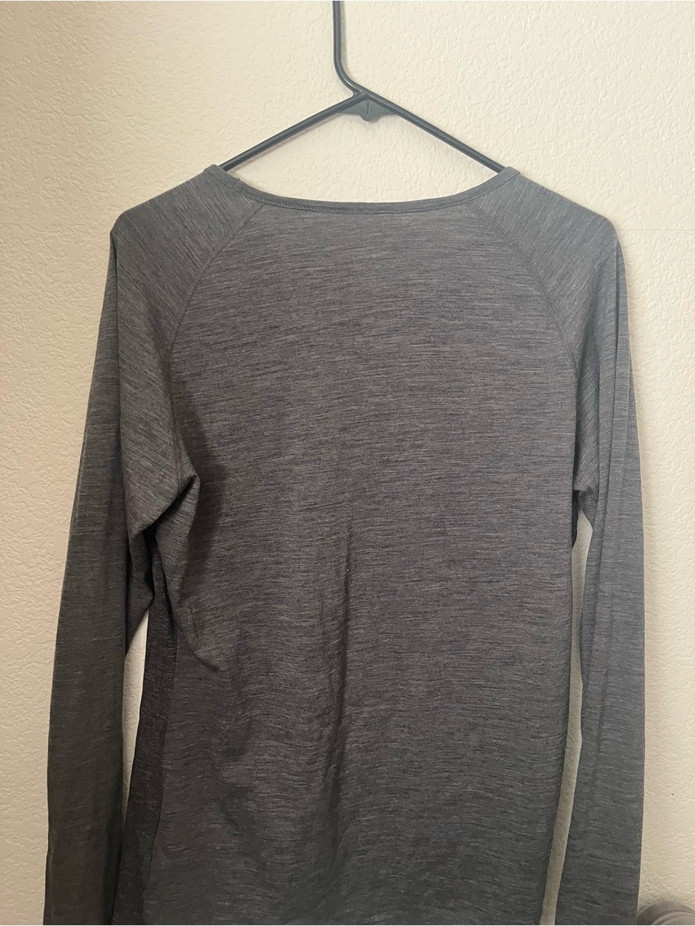 Segments Women’s Long Sleeve Crew Neck Tee - Charcoal Gray - Picture 5 of 6